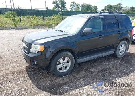 2011 Ford Escape Xlt from USA, damaged, VIN 1FMCU9DG9BKB01019